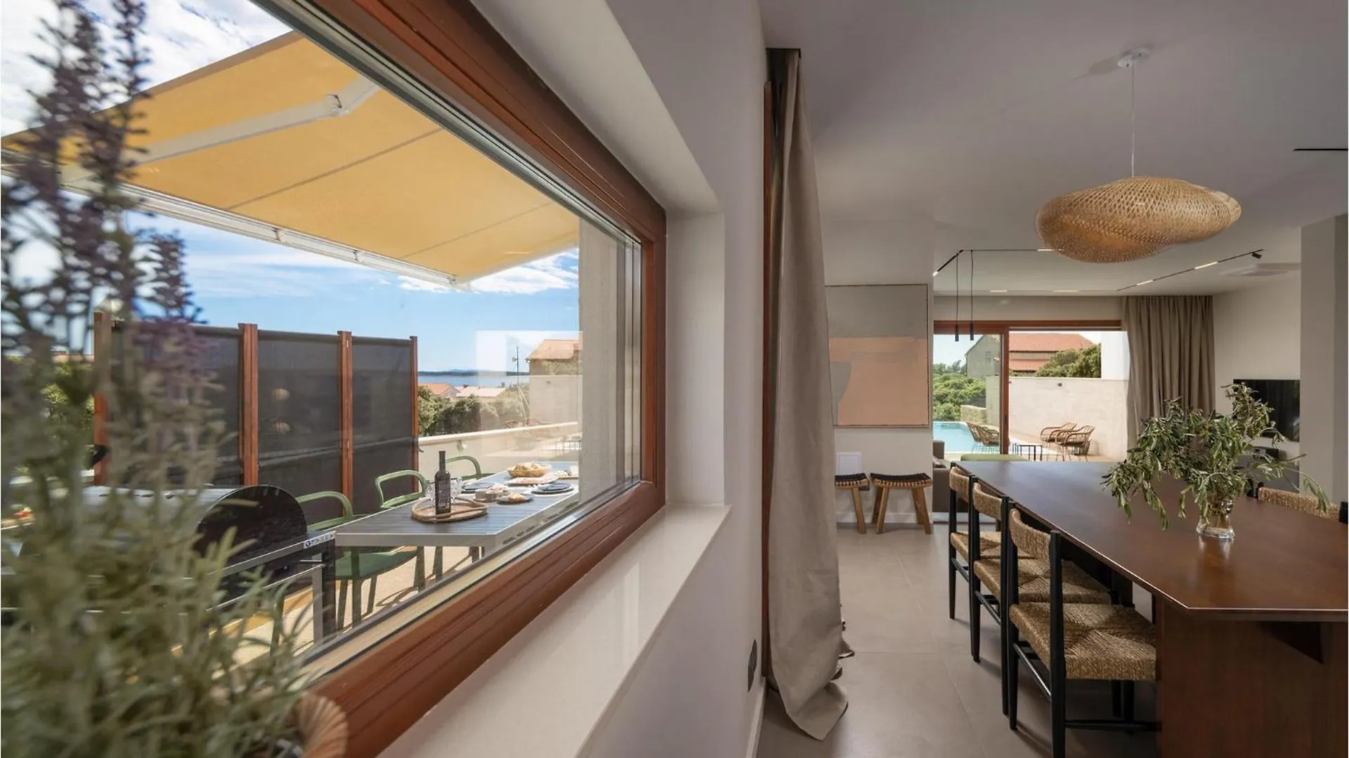 Villa Oliva Mandre 0*,